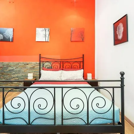 Central And Cozy Loft With Courtyard Bologna Buitenkant foto